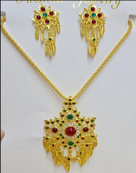 Pacific Jewelry & Watches Los Angeles - Tajskie akcesoria kolczyki naszyjniki w stylu